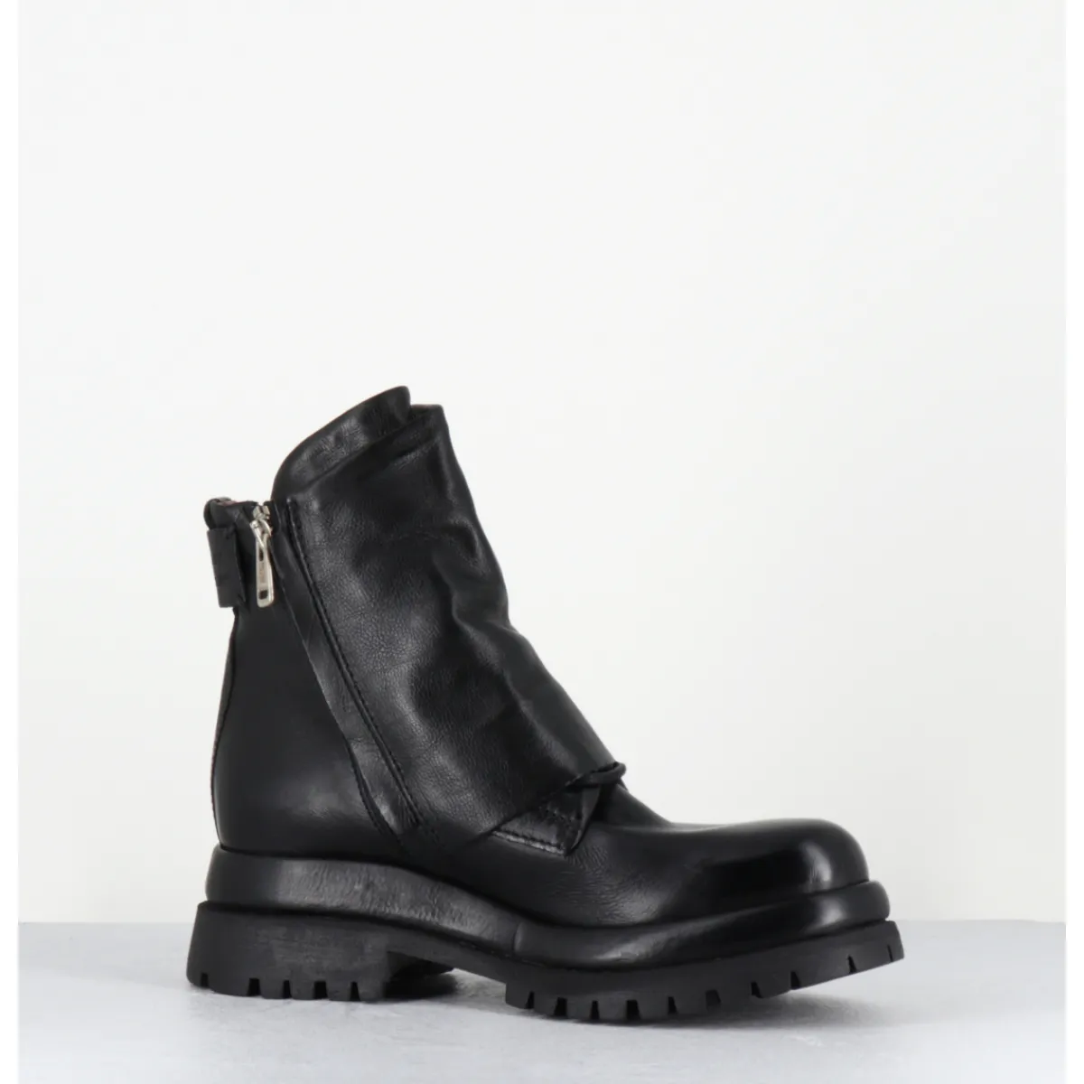 Boots | Bikers^A.S.98 Boots en cuir ligne déstructurée semelle épaisse - B51210 NERO NOIR