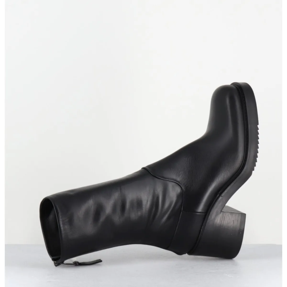 Boots | Bikers^ELENA IACHI Boots en cuir talon bloc & zip arrière - E4056 PIUMA NERO NOIR