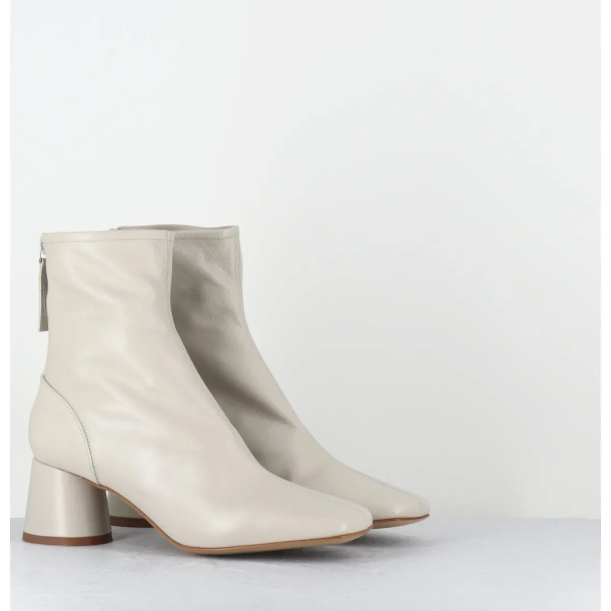 Boots^HALMANERA Boots en cuir souple cassé - CALA26 KID ROCCIA BLANC