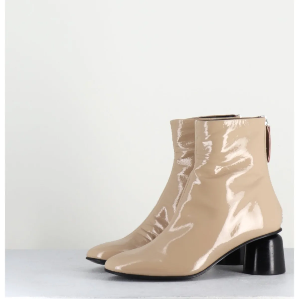 Boots^HALMANERA Boots en cuir vernis petit talon 60s - ANYA13 INCENSO BEIGE