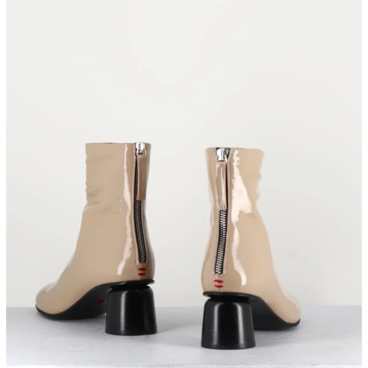 Boots^HALMANERA Boots en cuir vernis petit talon 60s - ANYA13 INCENSO BEIGE