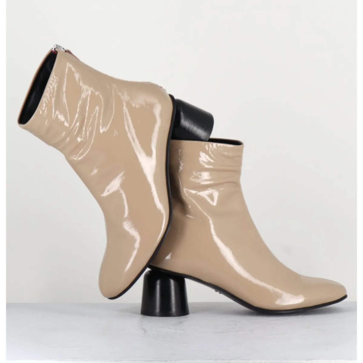 Boots^HALMANERA Boots en cuir vernis petit talon 60s - ANYA13 INCENSO BEIGE