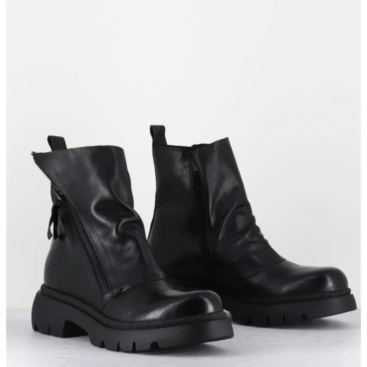 Boots | Bikers^GARRICE LAB Boots légères en cuir à zip asymétrique - NACO07 CARLY NERO NOIR