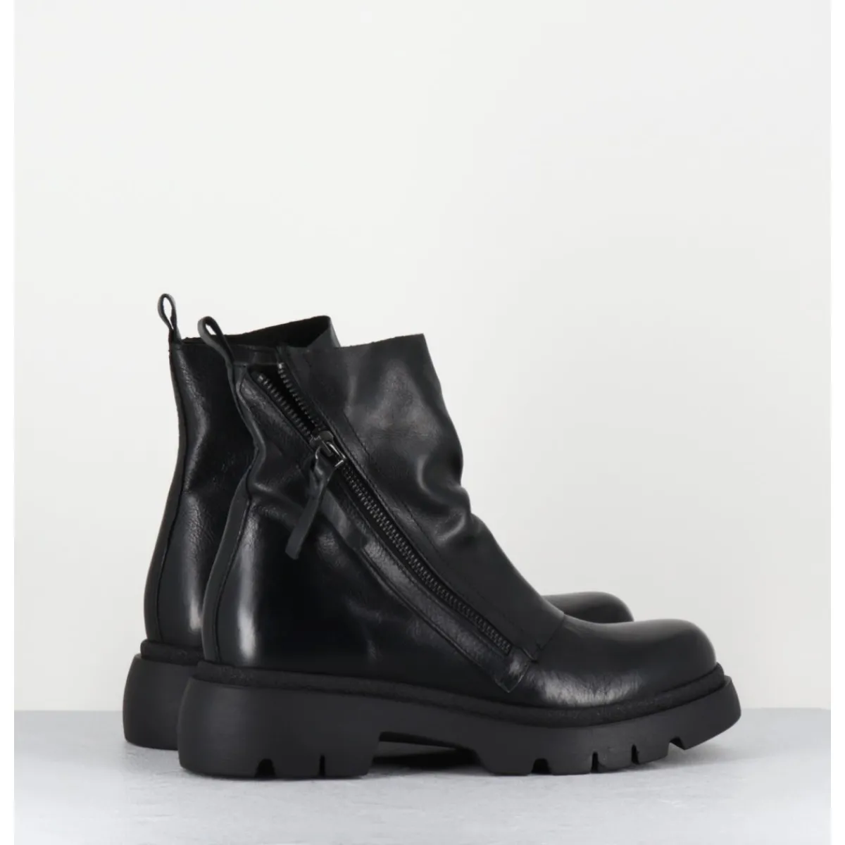 Boots | Bikers^GARRICE LAB Boots légères en cuir à zip asymétrique - NACO07 CARLY NERO NOIR