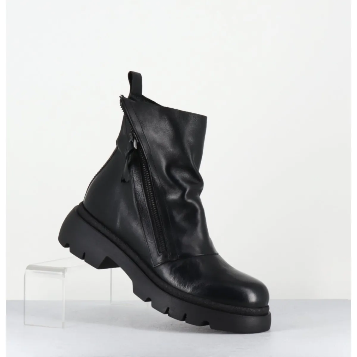 Boots | Bikers^GARRICE LAB Boots légères en cuir à zip asymétrique - NACO07 CARLY NERO NOIR