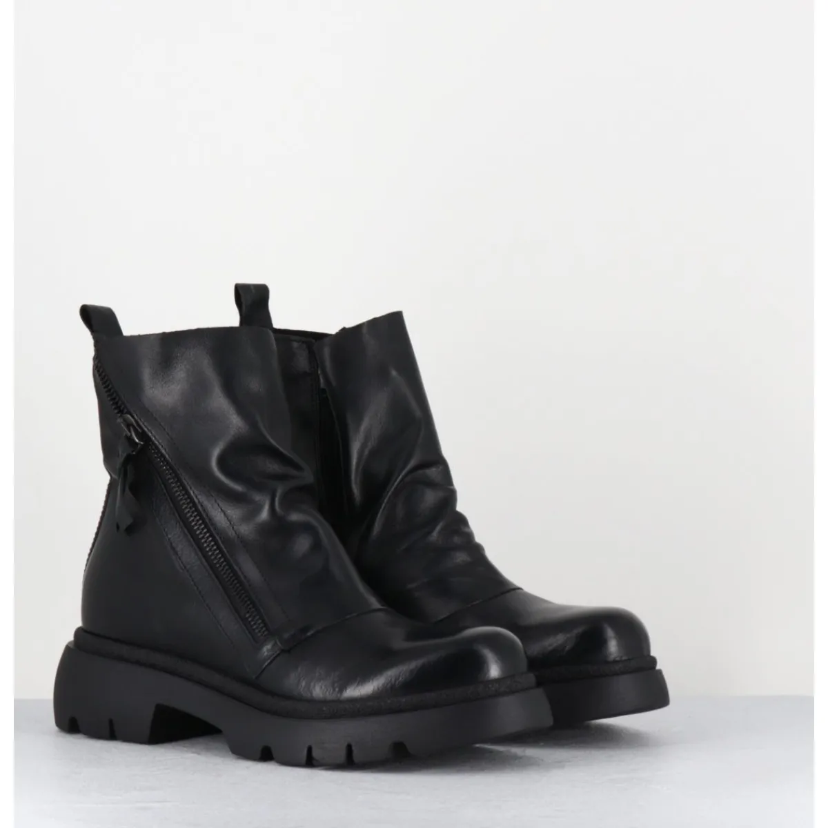 Boots | Bikers^GARRICE LAB Boots légères en cuir à zip asymétrique - NACO07 CARLY NERO NOIR