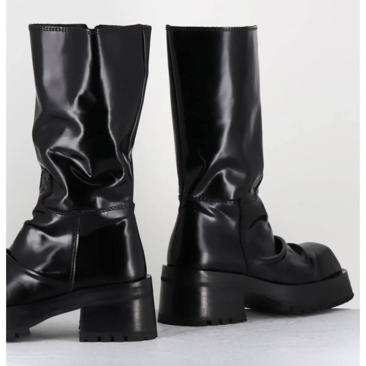 Bottes | Boots^SDM Boots ligne brutaliste en cuir glacé - DIMA SHINY NERO NOIR