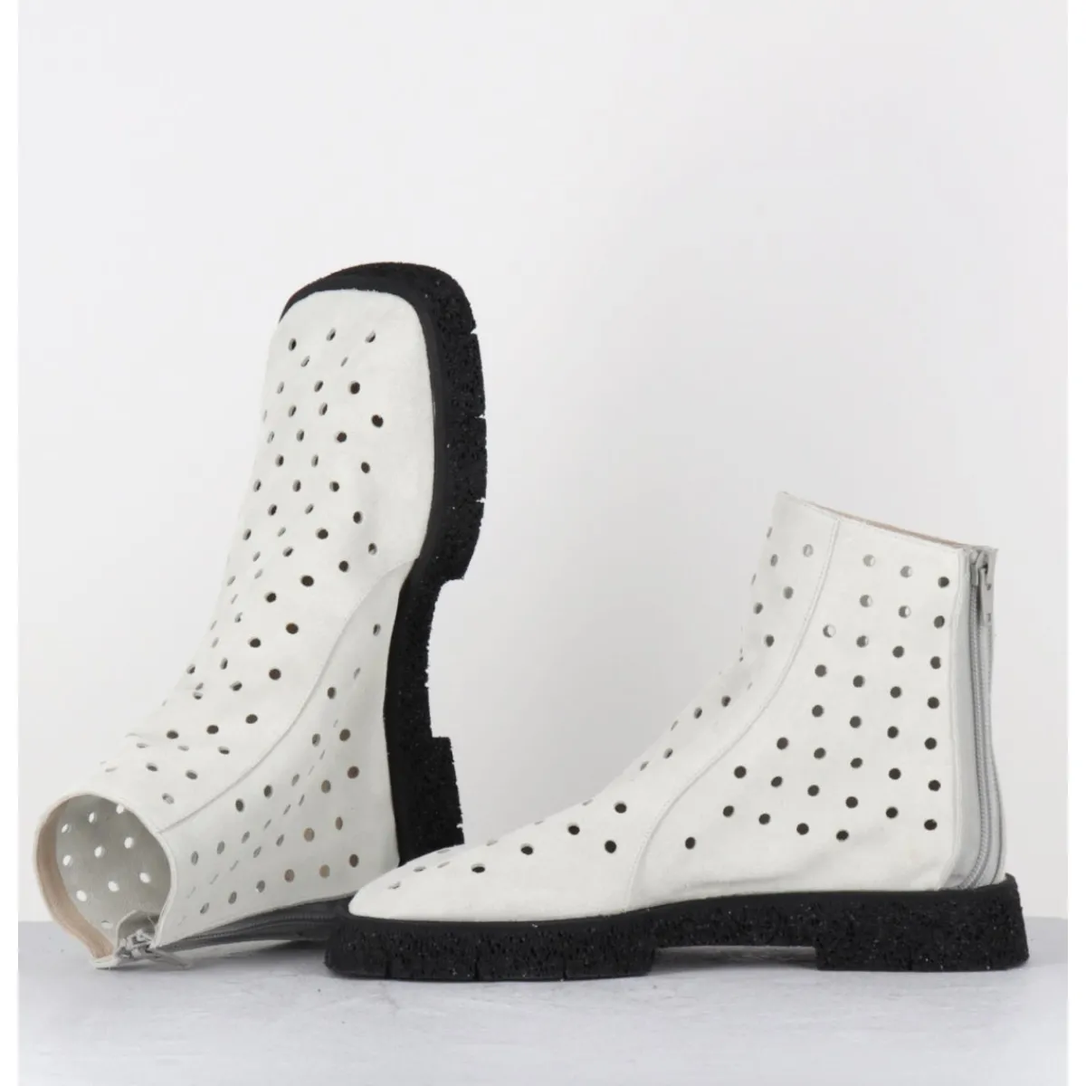 Boots^ANTONIO BARBATO Boots minimalistes légères en daim blanc ajouré - 1104 NABUK AVORIO