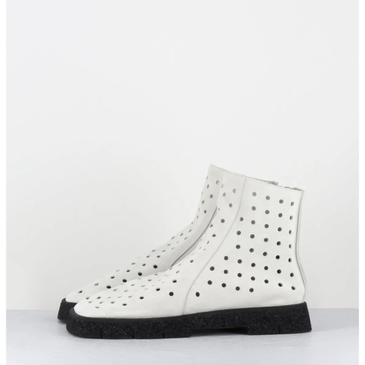 Boots^ANTONIO BARBATO Boots minimalistes légères en daim blanc ajouré - 1104 NABUK AVORIO