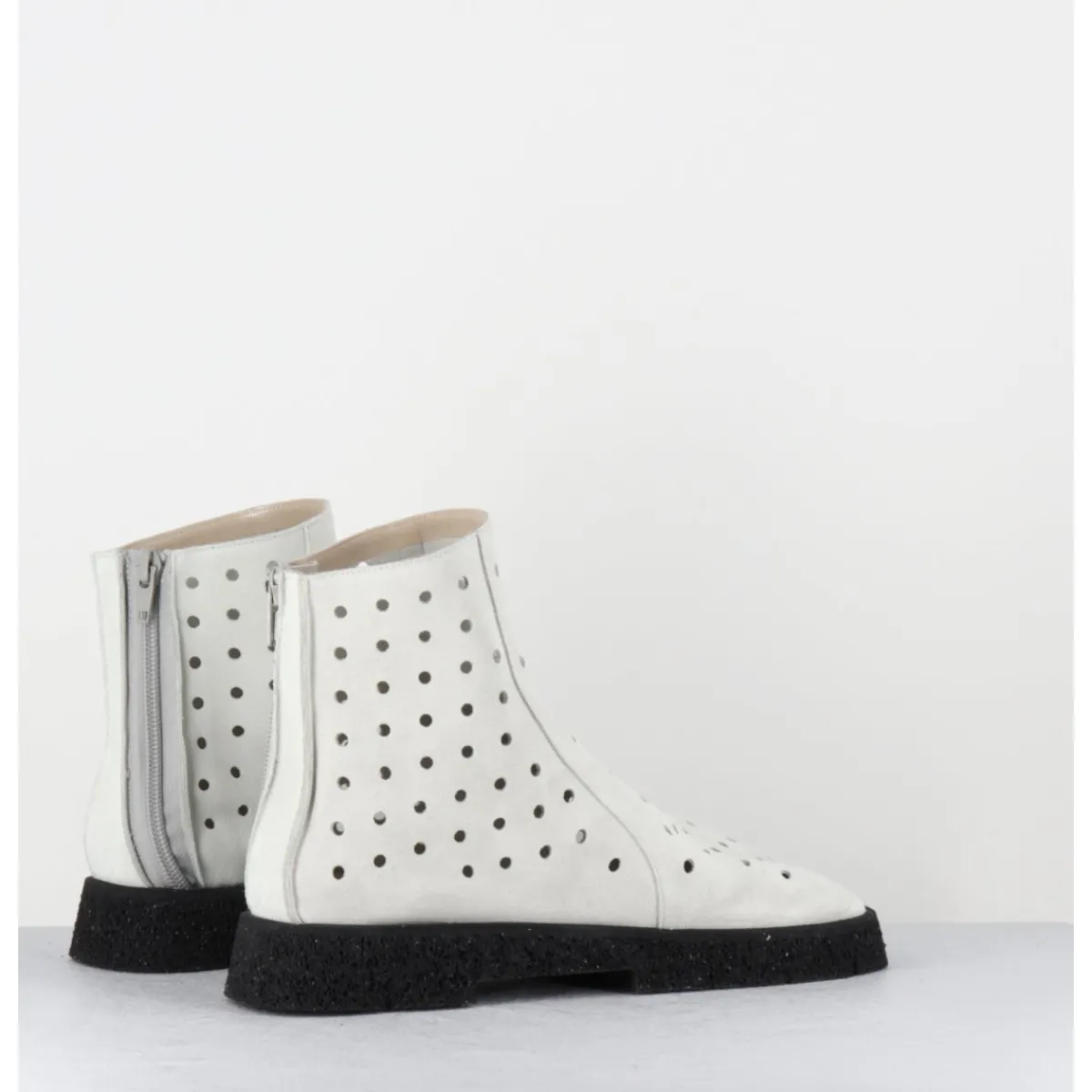 Boots^ANTONIO BARBATO Boots minimalistes légères en daim blanc ajouré - 1104 NABUK AVORIO