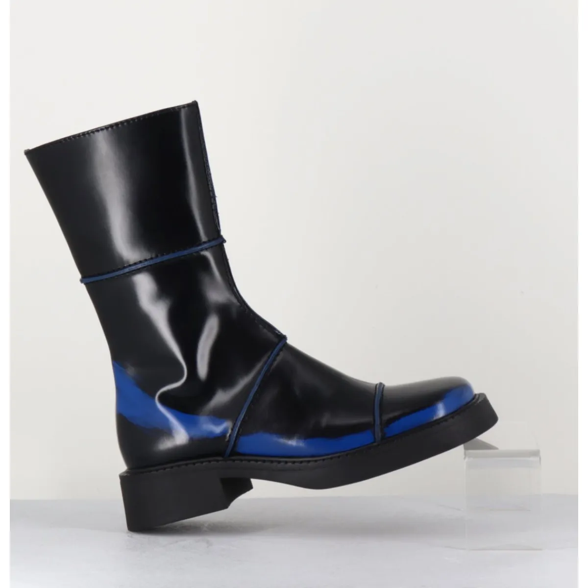 Boots^E8 BY MIISTA Boots noir & bleu bout carré 90s - eDAHLIA BLU BOOTS