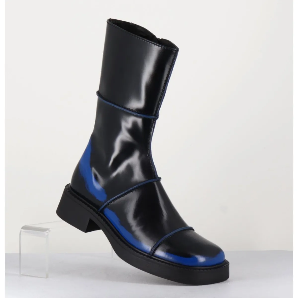 Boots^E8 BY MIISTA Boots noir & bleu bout carré 90s - eDAHLIA BLU BOOTS