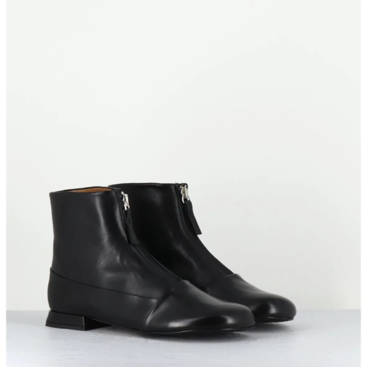 Boots^AUDLEY Boots plates en cuir souple à zip - MARIA BLACK NAPPA NOIR