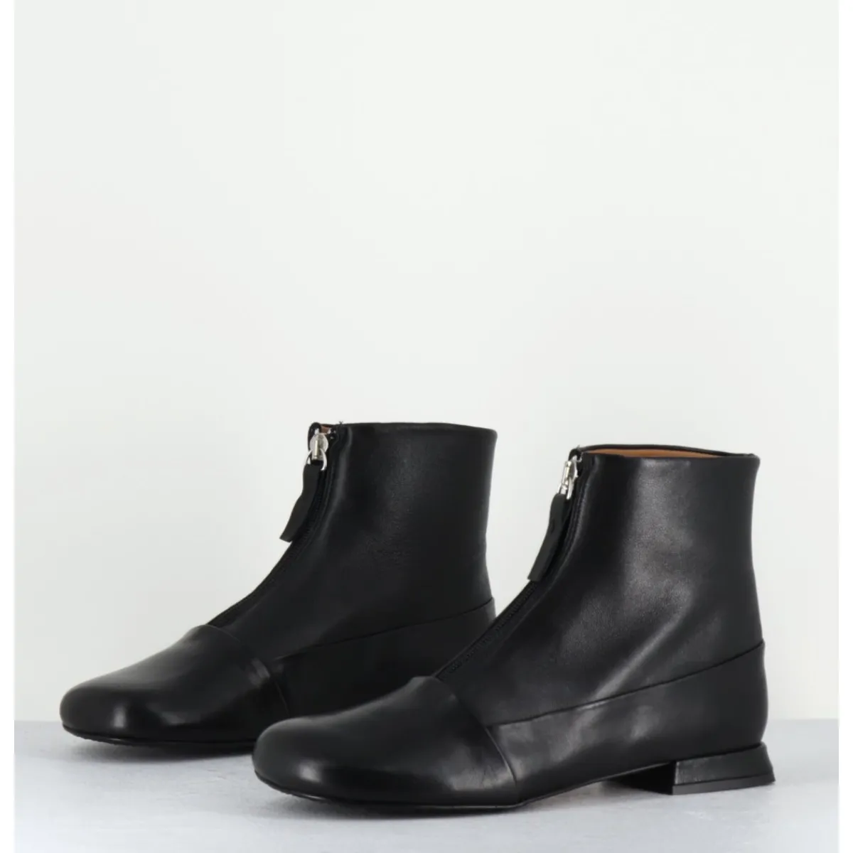 Boots^AUDLEY Boots plates en cuir souple à zip - MARIA BLACK NAPPA NOIR