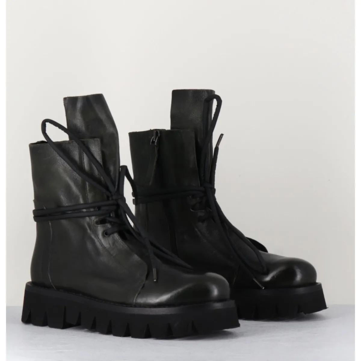 Boots^GARRICE LAB Boots rangers en cuir vert - SMILE08 BOTTLE