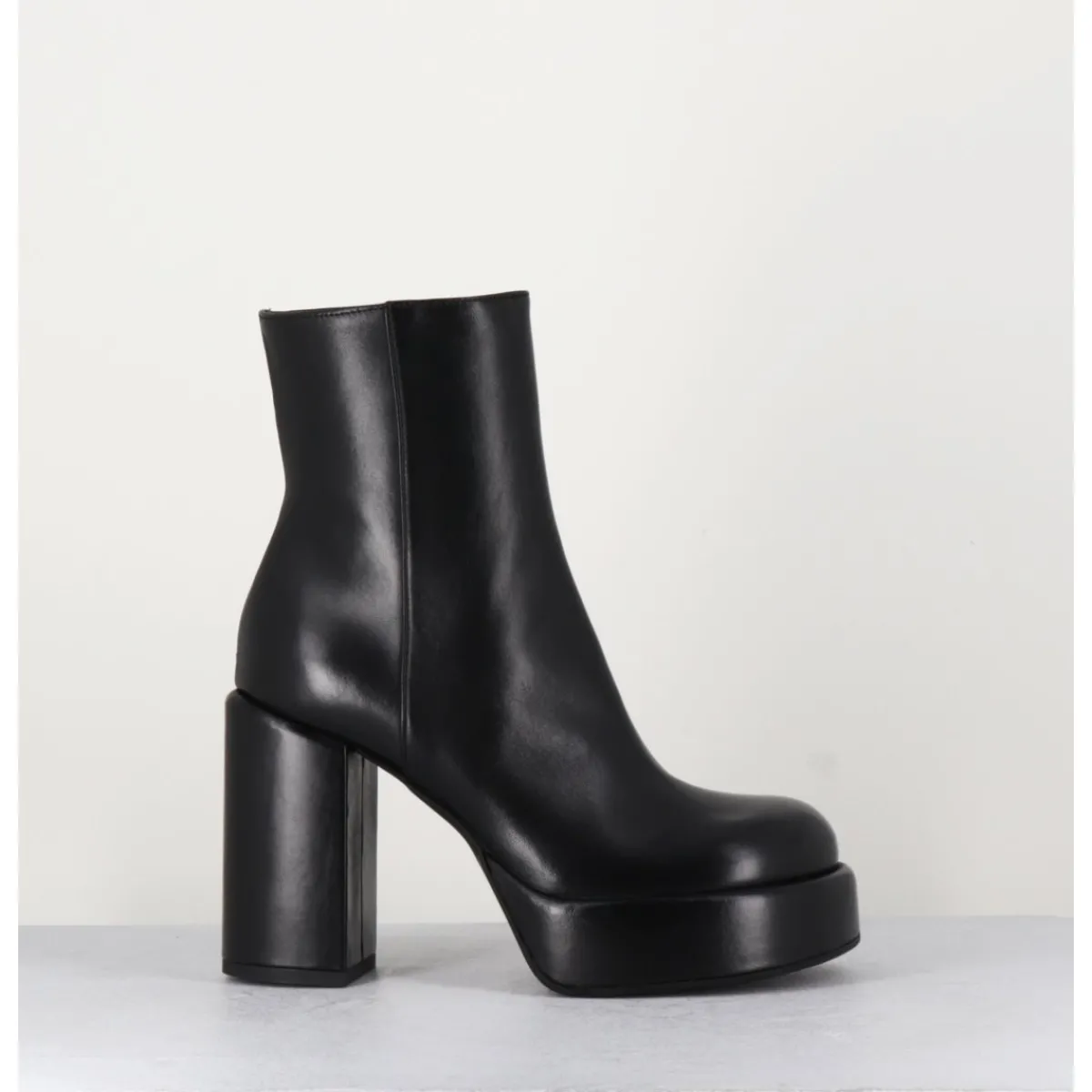 Boots | Plateformes^GARRICE LAB Boots 70s en cuir - AIKO NAPPA NERO NOIR