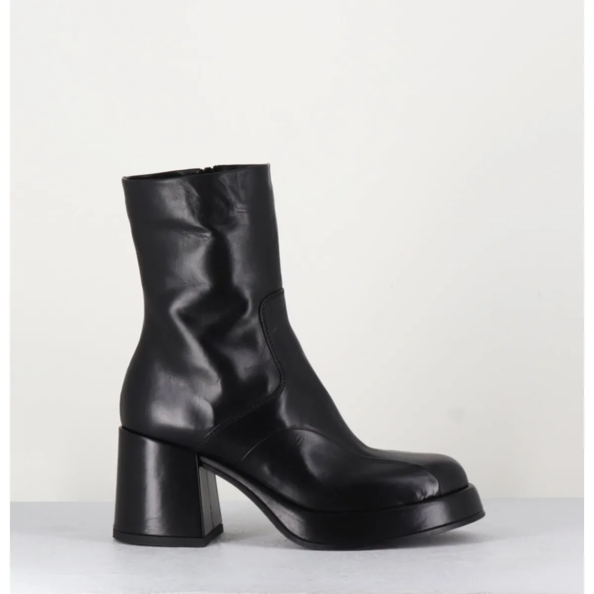 Boots | Plateformes^GARRICE LAB Boots 70s en cuir - ARCHI NERO NOIR