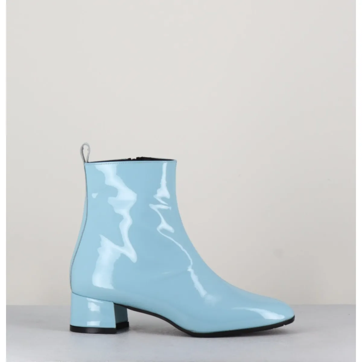 Boots^GARRICE LAB Boots 60s en cuir vernis - JANE VERNICE FAEDA BLEU