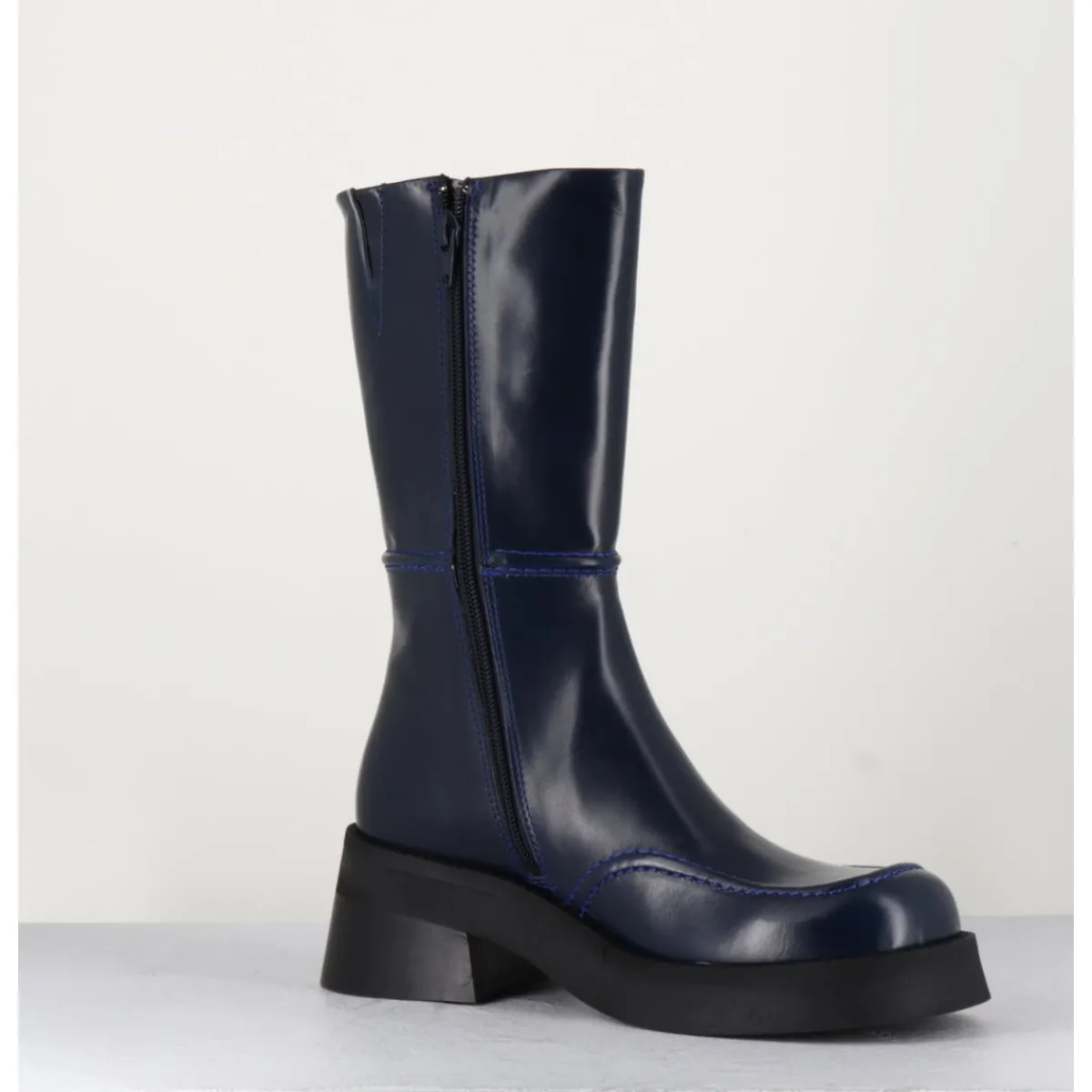 Boots^E8 BY MIISTA Boots 90s tige haute en cuir lisse - INNE BLU BOOTS BLEU