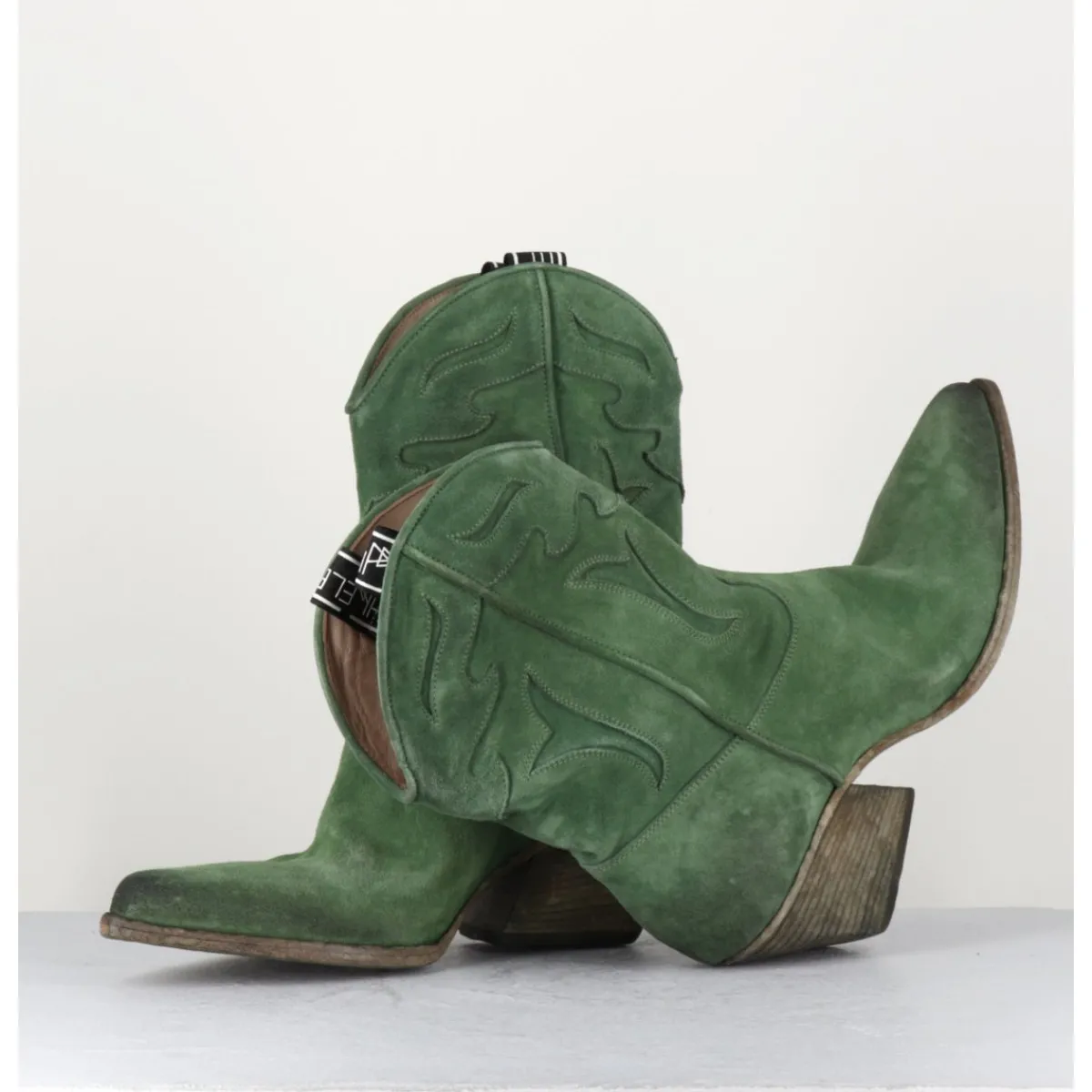 Boots | Santiags^ELENA IACHI Boots santiags en daim - E2016 TEXAN GREEN VERT