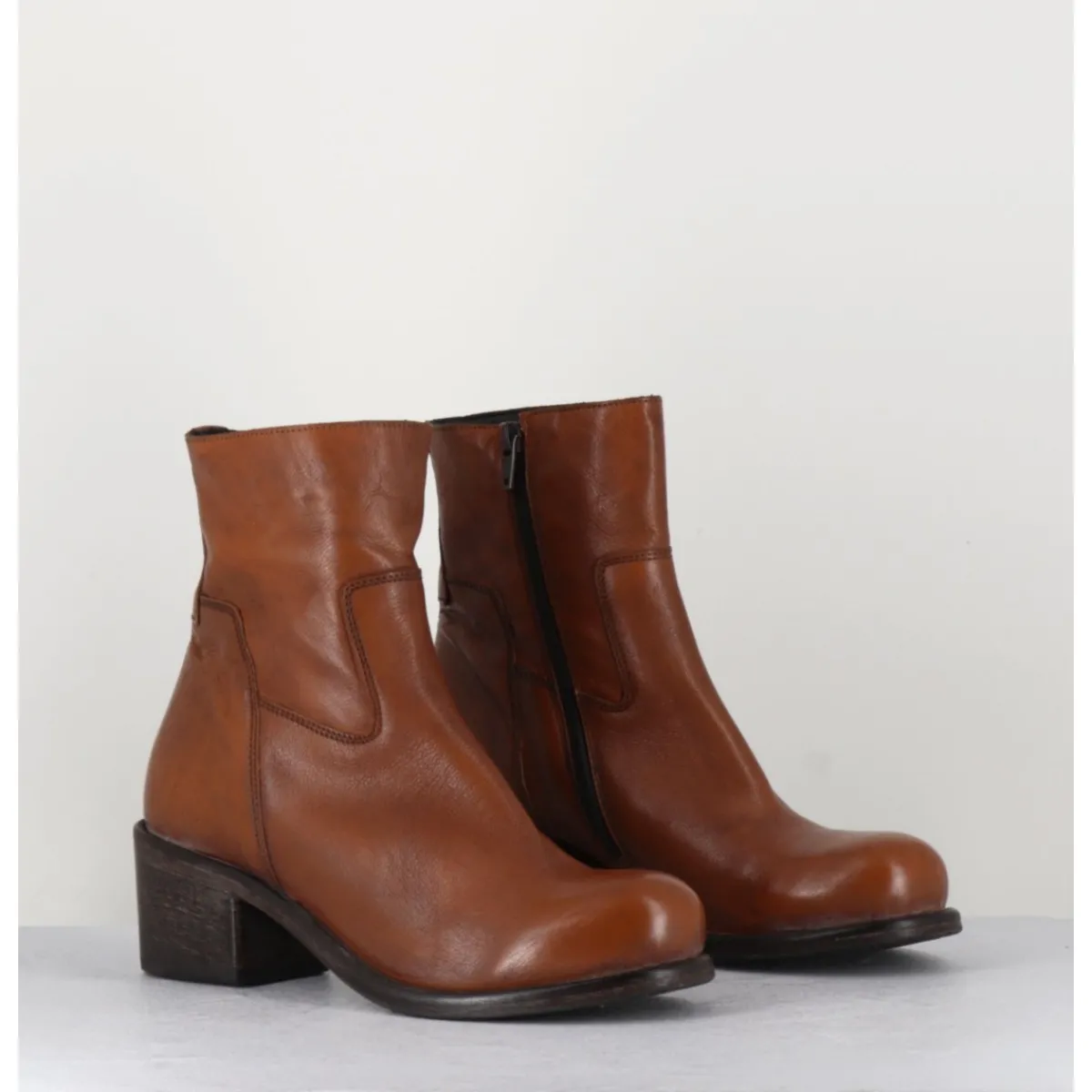 Boots^MOMA Bottine en cuir camel - 1CW347 COGNAC