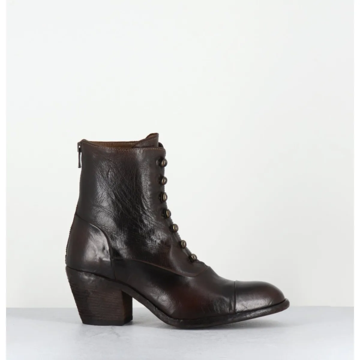 Boots^OFFICINE CREATIVE Bottines à boutons esprit XIXe en cuir brossé - SYDNE005 T.CAFFE MARRON