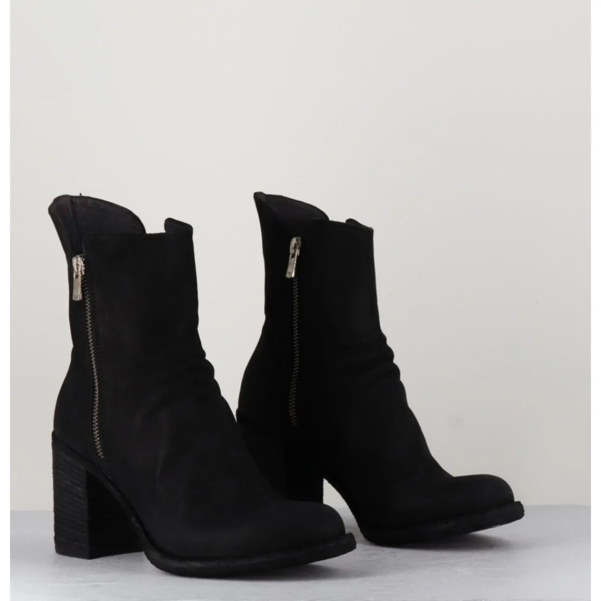 Boots^OFFICINE CREATIVE Bottines en cuir huilé - VERNON 045 NERO NOIR