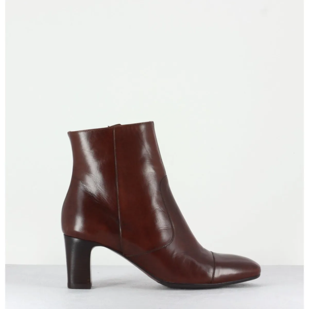 Boots^GARRICE LAB Bottines petit talons en cuir F568 - MARRON