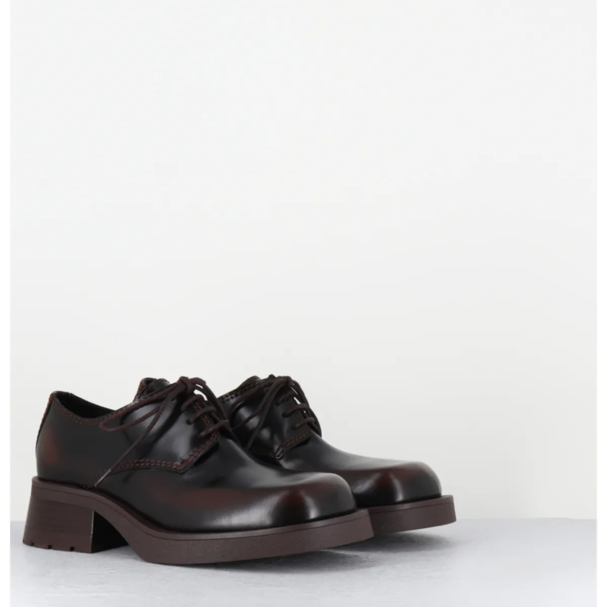 Chaussures^E8 BY MIISTA Chaussures à lacets en cuir brossé bout carré - ALTHEA BROWN BROGUES MARRON