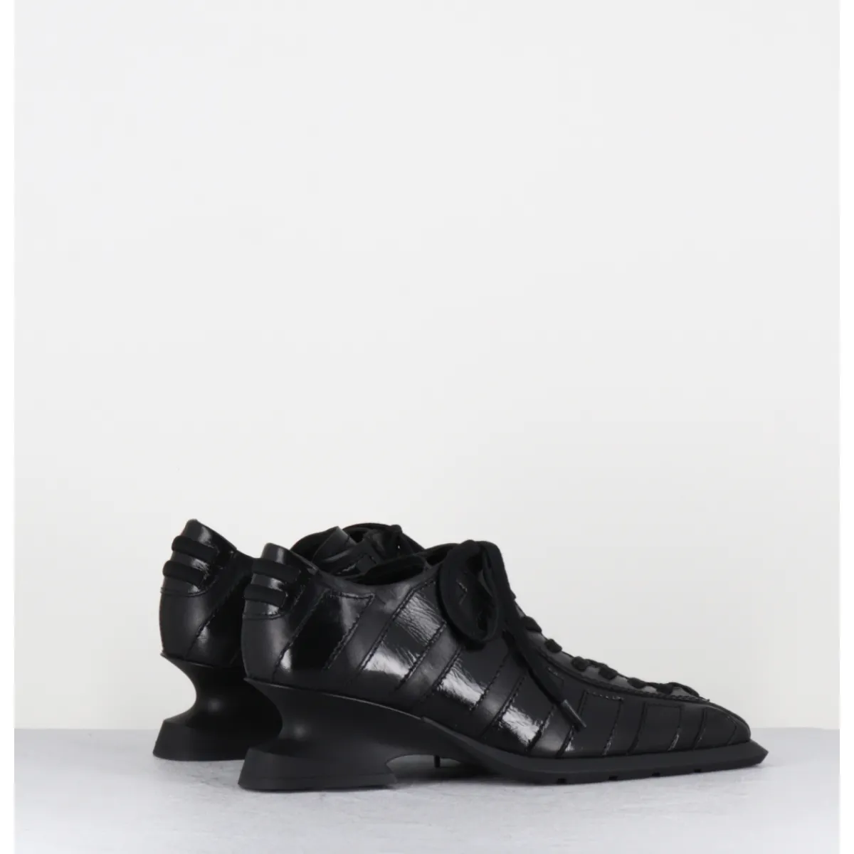 Chaussures | Sneakers^MIISTA Chaussures à lacets en cuir talon destructuré - GOLDIE BLACK WEDGE NOIR