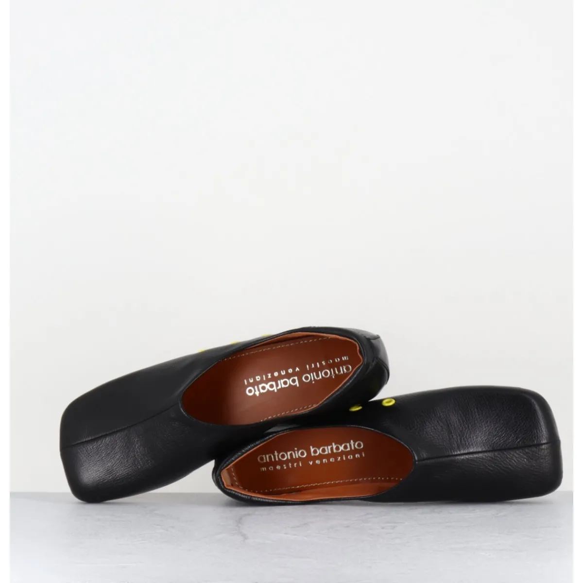 Chaussures | Ballerines^ANTONIO BARBATO Chaussures plates en cuir esprit 60s - AB4624 MADRAS NERO NOIR