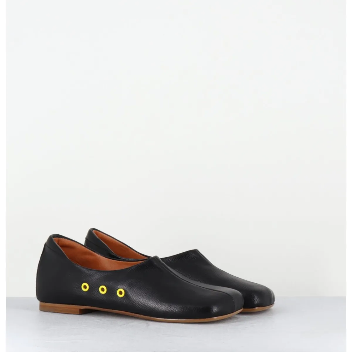 Chaussures | Ballerines^ANTONIO BARBATO Chaussures plates en cuir esprit 60s - AB4624 MADRAS NERO NOIR