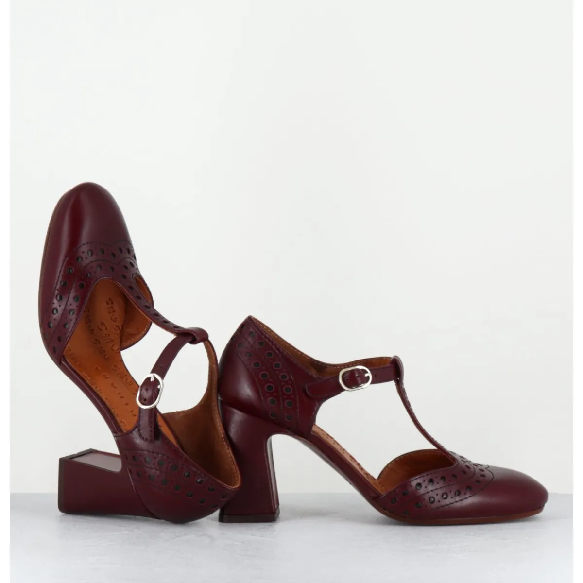 Chaussures^CHIE MIHARA Chaussures salomé à talon ne cuir x & détails noirs - MANTE TORITO GRAPE BORDEAU