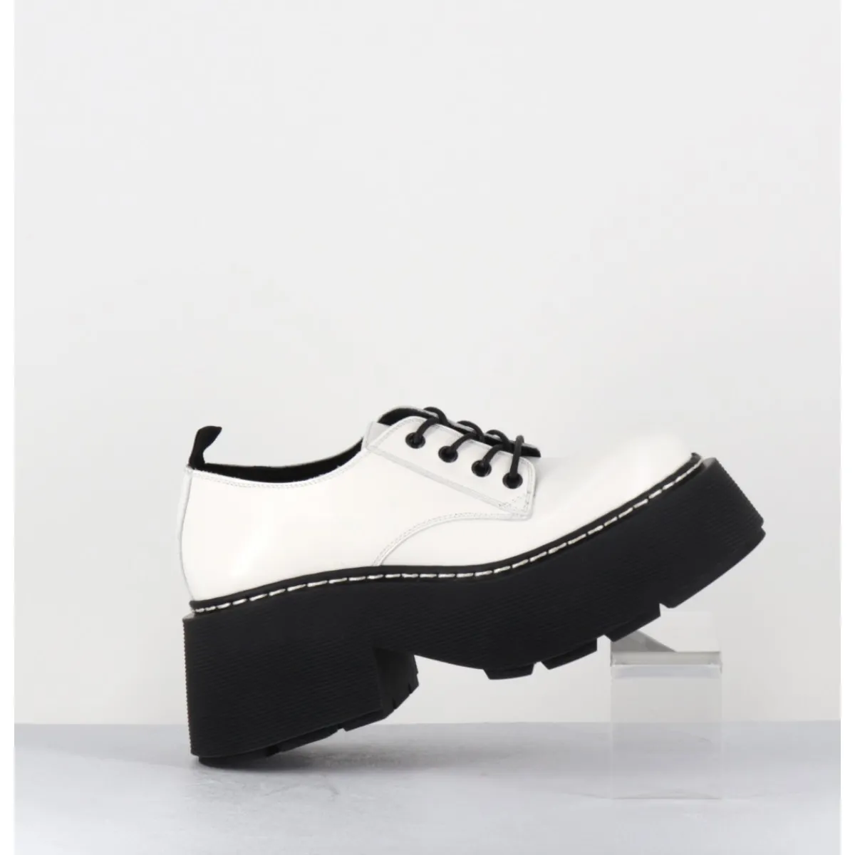 Chaussures^VIC MATIE Derbies en cuir glacé semelle épaisse - 1D7702D BUFFY ICE BLANC