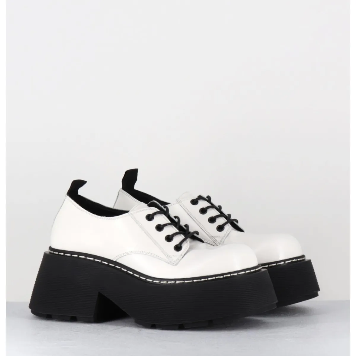 Chaussures^VIC MATIE Derbies en cuir glacé semelle épaisse - 1D7702D BUFFY ICE BLANC