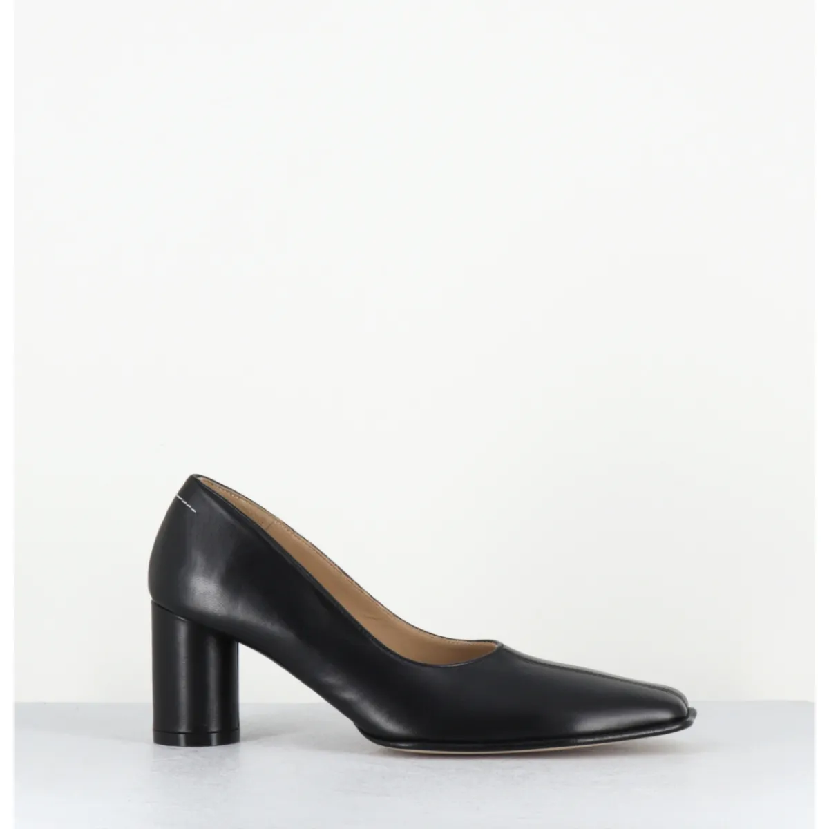 Chaussures^MM6 MAISON MARGIELA Escarpins en cuir à talon bout allongé - S66WL0060 T8013 NOIR