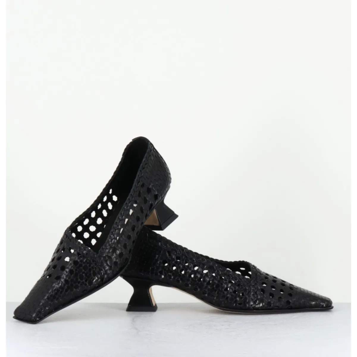 Chaussures^MIISTA Escarpins petit talon en cuir tressé bout carré - GISLA BLACK COURT NOIR
