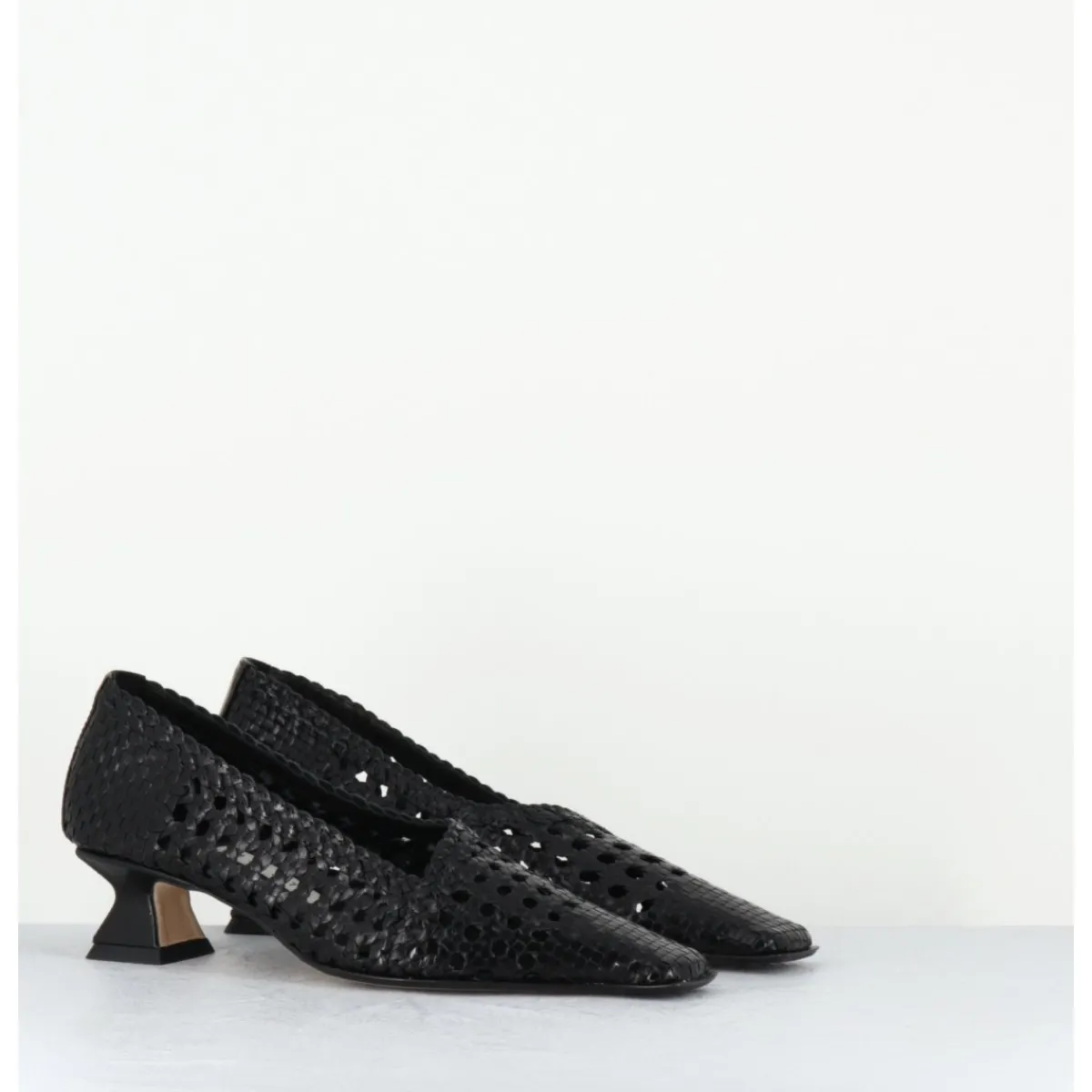 Chaussures^MIISTA Escarpins petit talon en cuir tressé bout carré - GISLA BLACK COURT NOIR