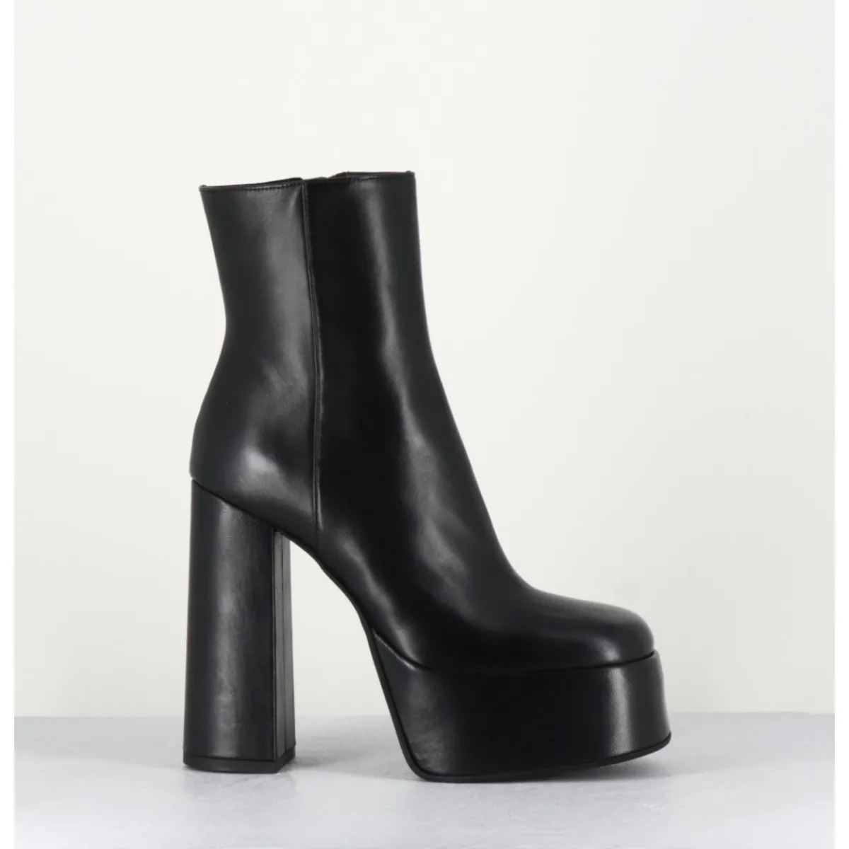 Boots | Plateformes^GARRICE LAB High platform black leather boots - SABLAN NERO NOIR