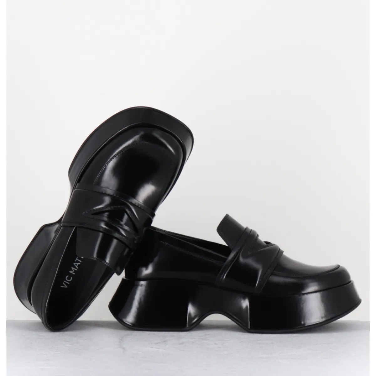 Mocassins | Chaussures^VIC MATIE Mocassins à plateforme en cuir glacé - 1F2402D LATTEX BLACK NOIR