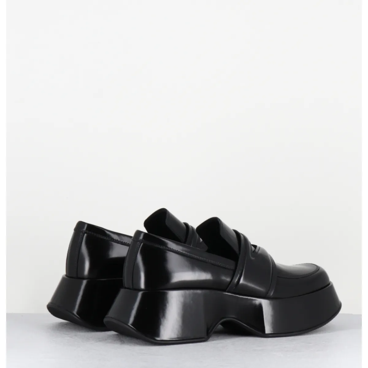 Mocassins | Chaussures^VIC MATIE Mocassins à plateforme en cuir glacé - 1F2402D LATTEX BLACK NOIR