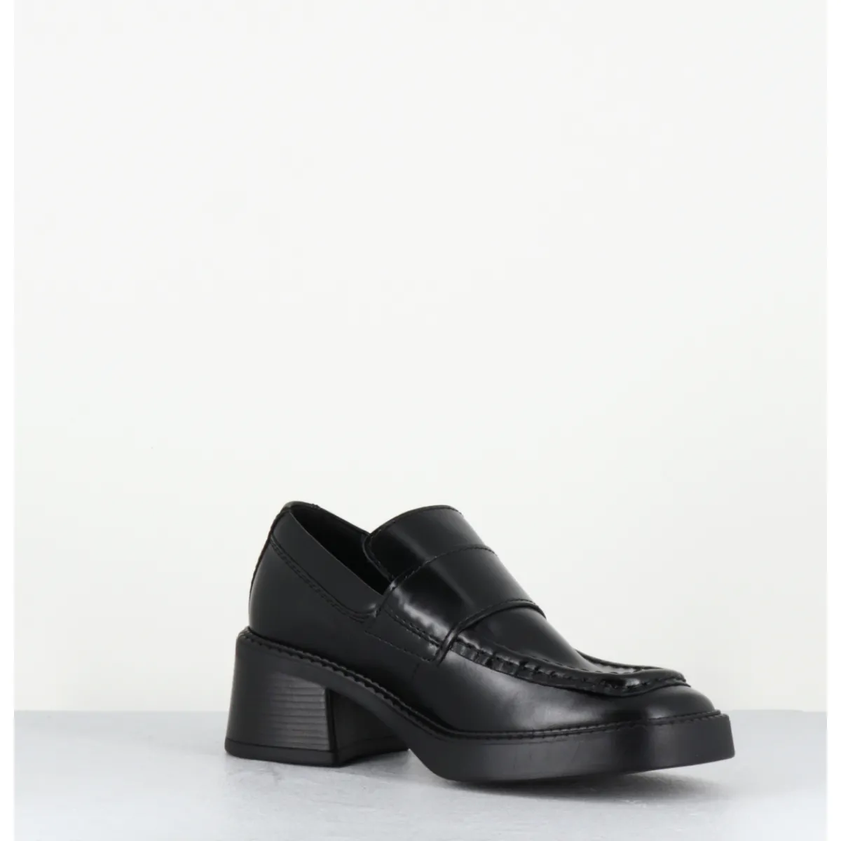 Mocassins | Chaussures^E8 BY MIISTA Mocassins à talon en cuir bout carré - KARINA BLACK LOAFERS NOIR