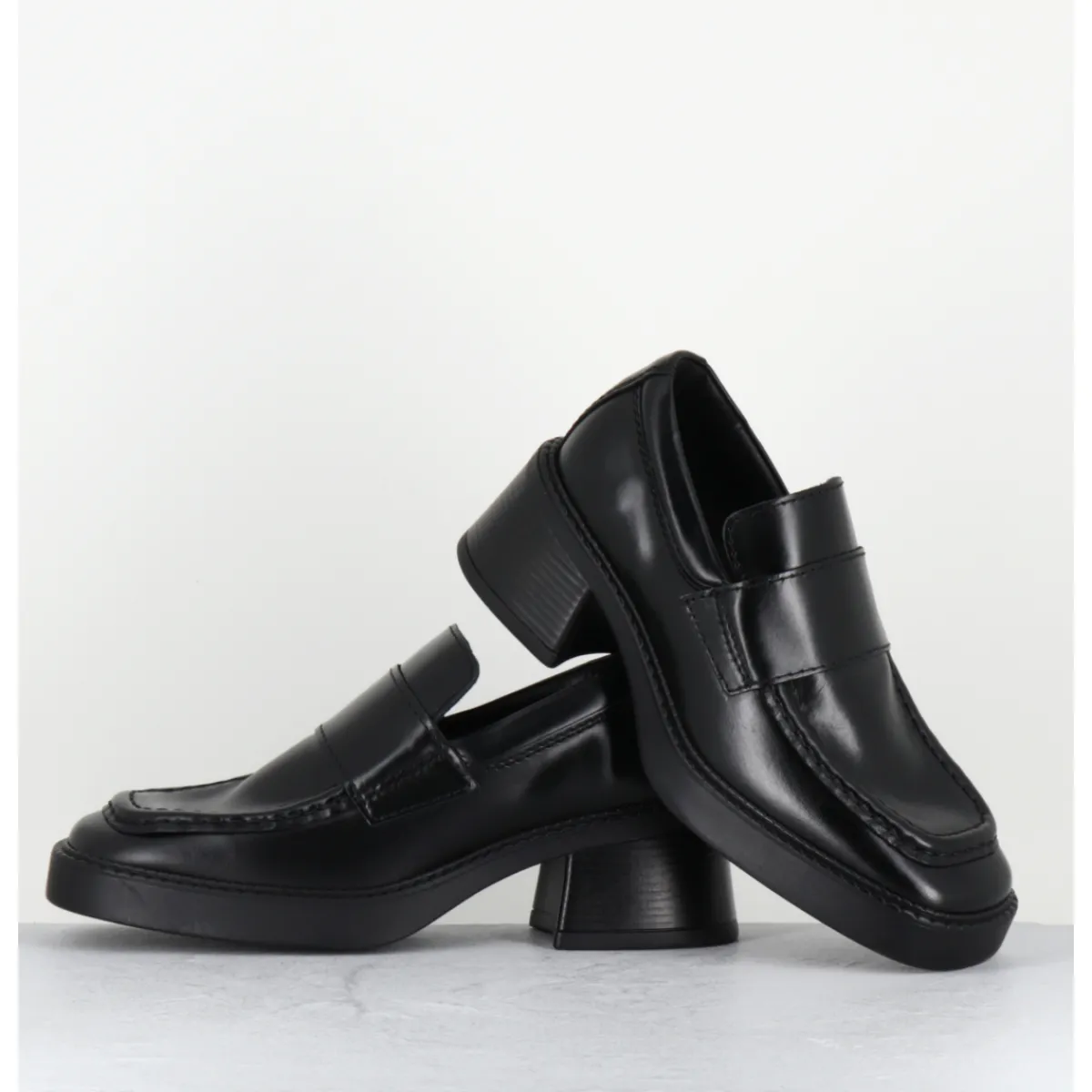 Mocassins | Chaussures^E8 BY MIISTA Mocassins à talon en cuir bout carré - KARINA BLACK LOAFERS NOIR
