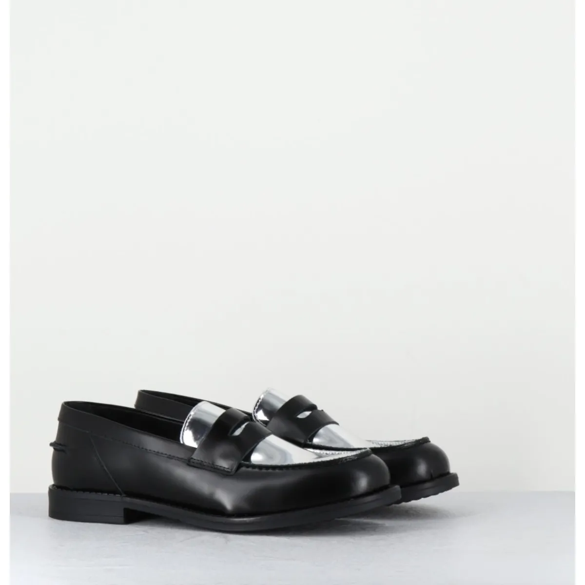 Mocassins | Chaussures^OA NON FASHION Mocassins en cuir glacé noir & argent - AL103 NERO ARGENTO