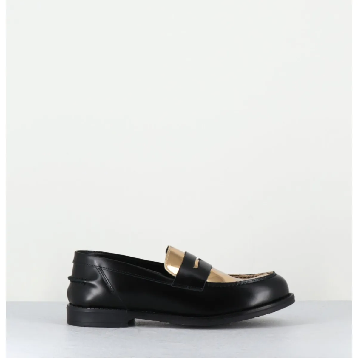 Mocassins | Chaussures^OA NON FASHION Mocassins en cuir glacé noir & or - AL103 NERO ORO