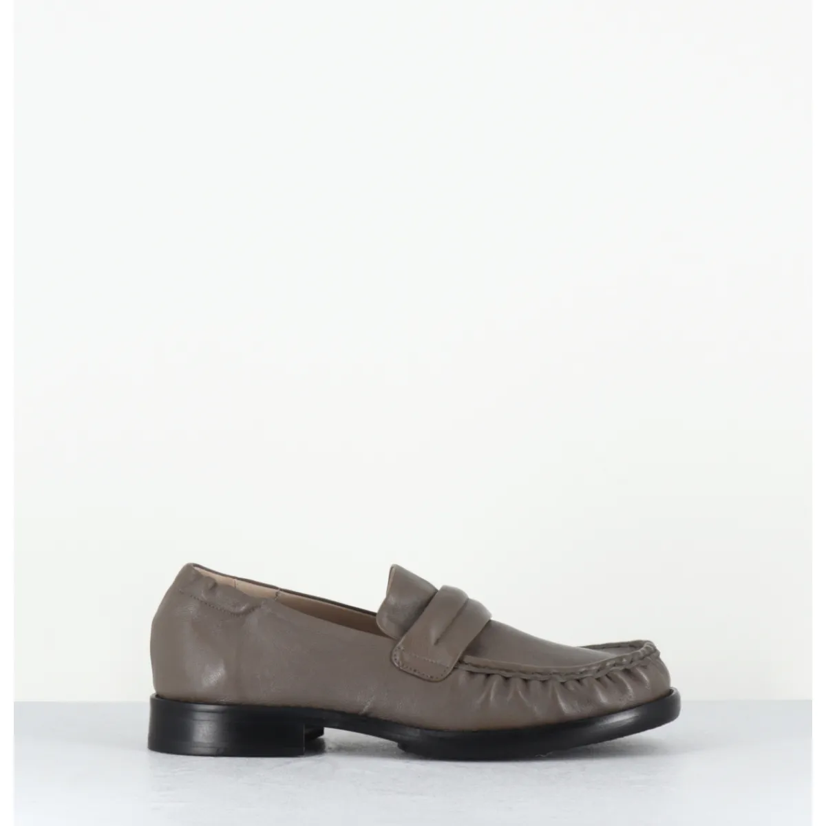 Mocassins | Chaussures^MALLONI Mocassins petit talon en cuir gris - GRIMILDE TAUPE