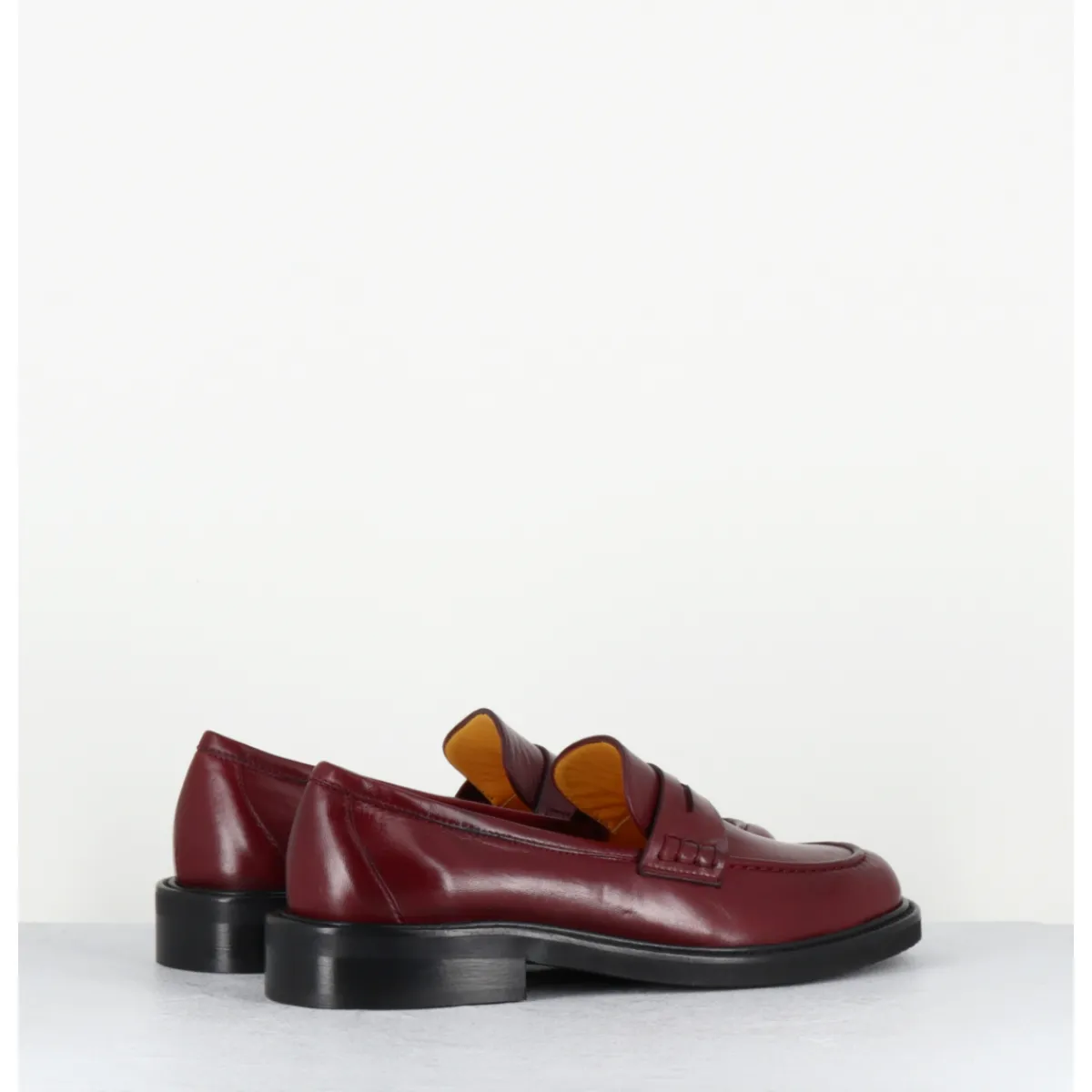 Mocassins | Chaussures^MARA BINI Mocassins plats en cuir souple bordeaux - P906 SETA BRUNELLO ROUGE