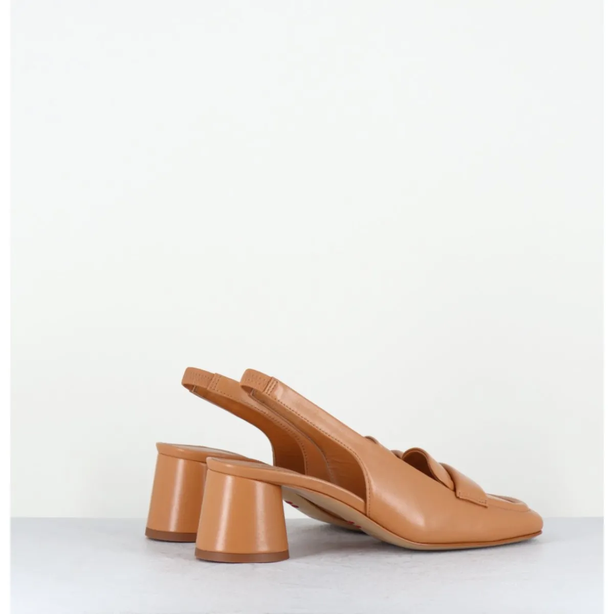 Mocassins^HALMANERA Mocassins slingback en cuir caramel petit talon - CALA25 BARON CARAMEL