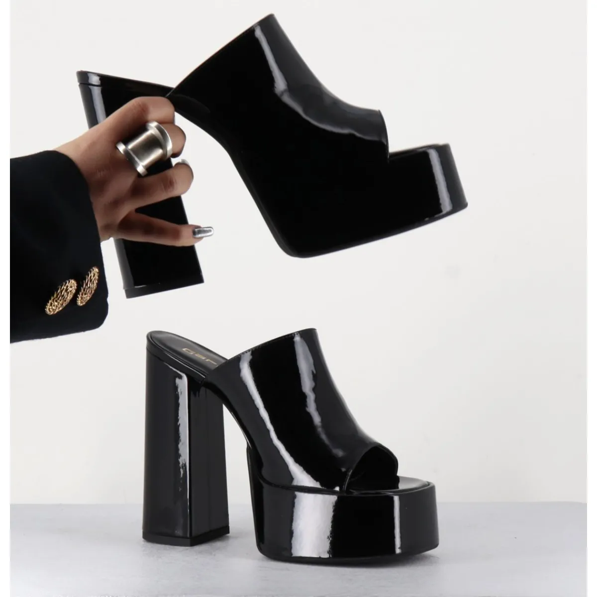 Plateformes^GARRICE LAB Mules à haute plateforme cuir vernis - MARCHI VERNICE NERO NOIR