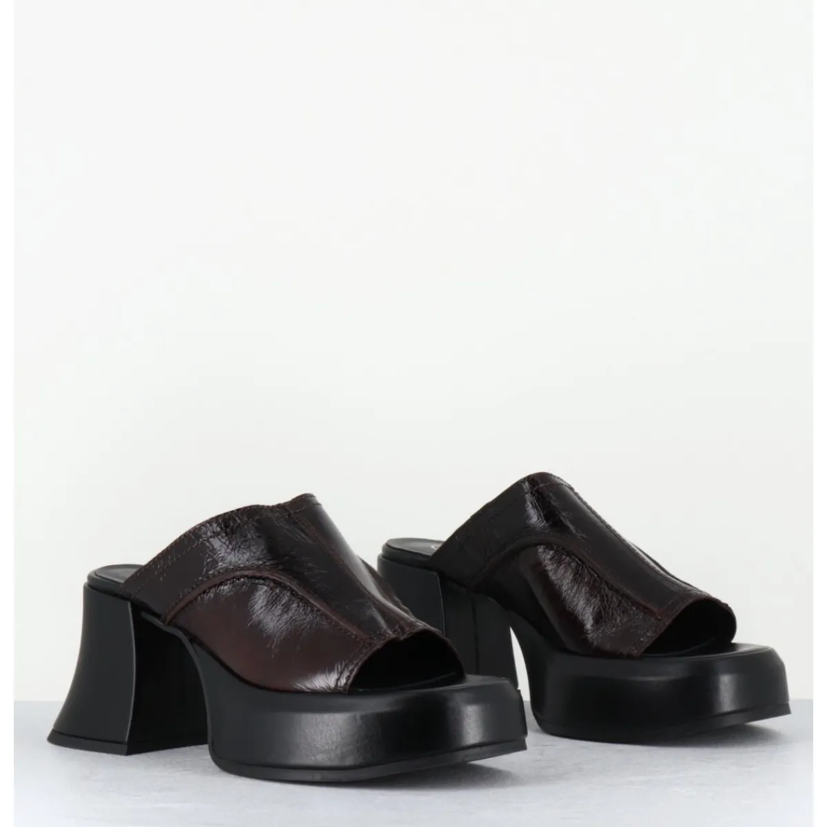 Plateformes^E8 BY MIISTA Mules à plateformes 70s cuir & surpiqûres - LOTA BROWN SANDAL MARRON